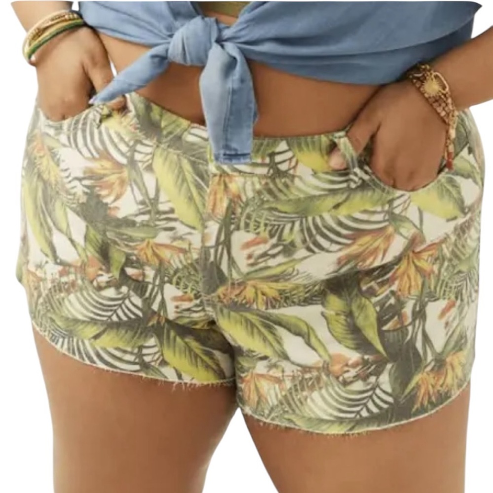 Kut from the Kloth Tropical Print High Rise Jane Short